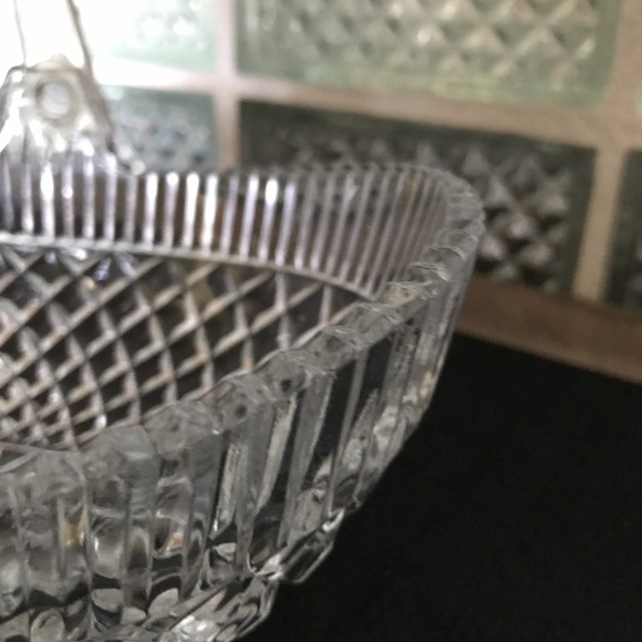 Crystal Basket Great for Easter - Picture 5 of 8